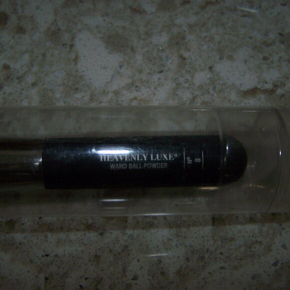 It Heavenly Luxe Makeup Brush Duo - Picture 4 of 4